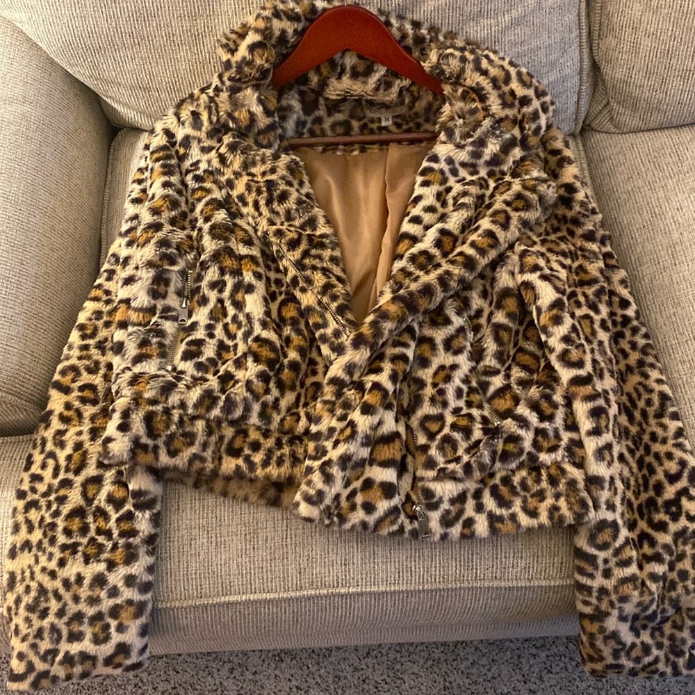 Kellparker leopard jacket